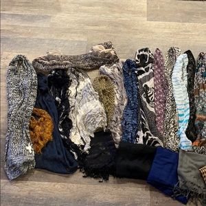 Scarf lot!!